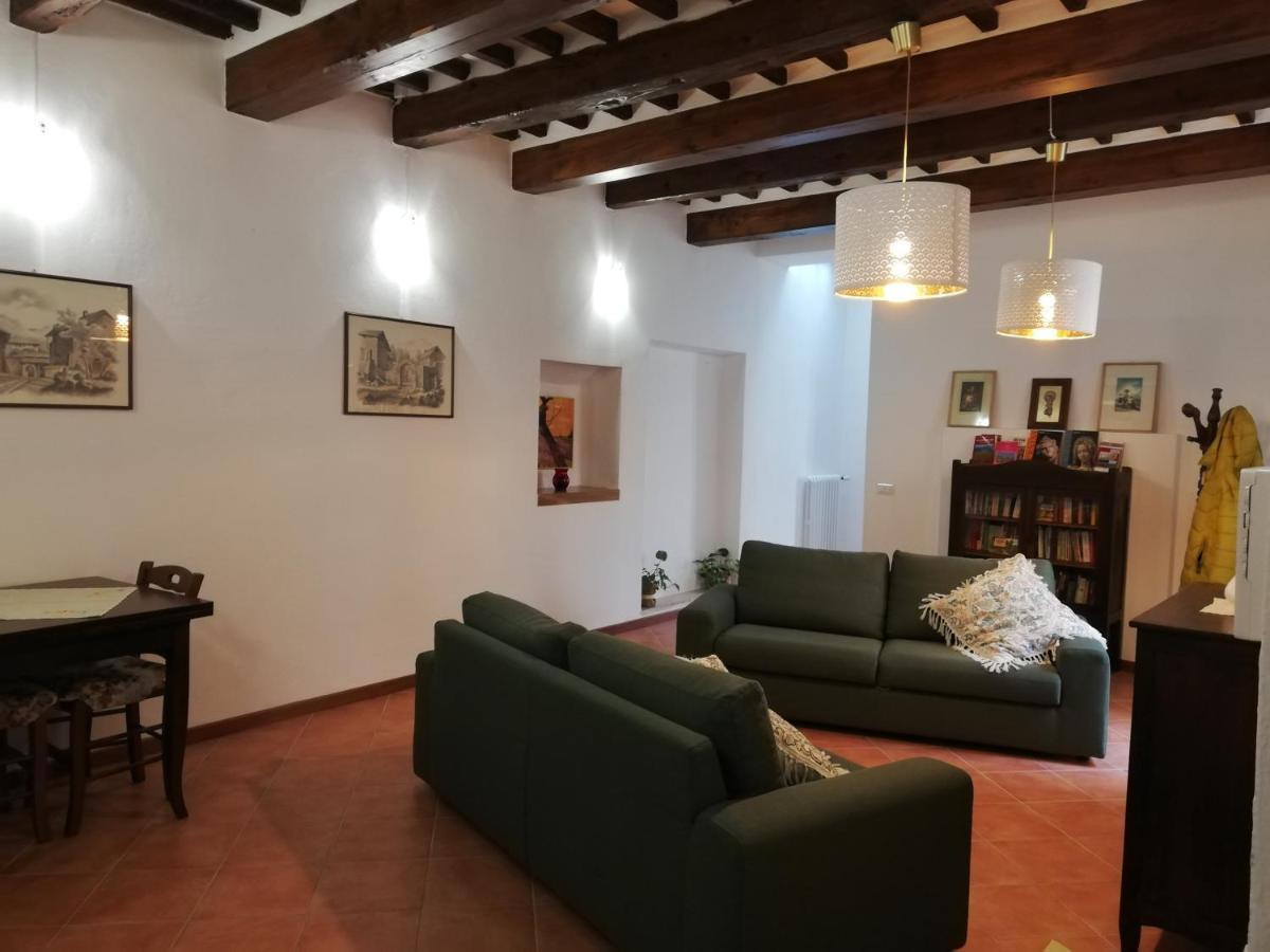 Casa Di Pietro Aretino, Arezzo Centro Storico 4-8 Letti Apartment Exterior photo