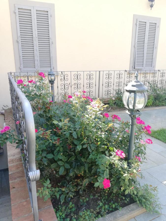 Casa Di Pietro Aretino, Arezzo Centro Storico 4-8 Letti Apartment Exterior photo