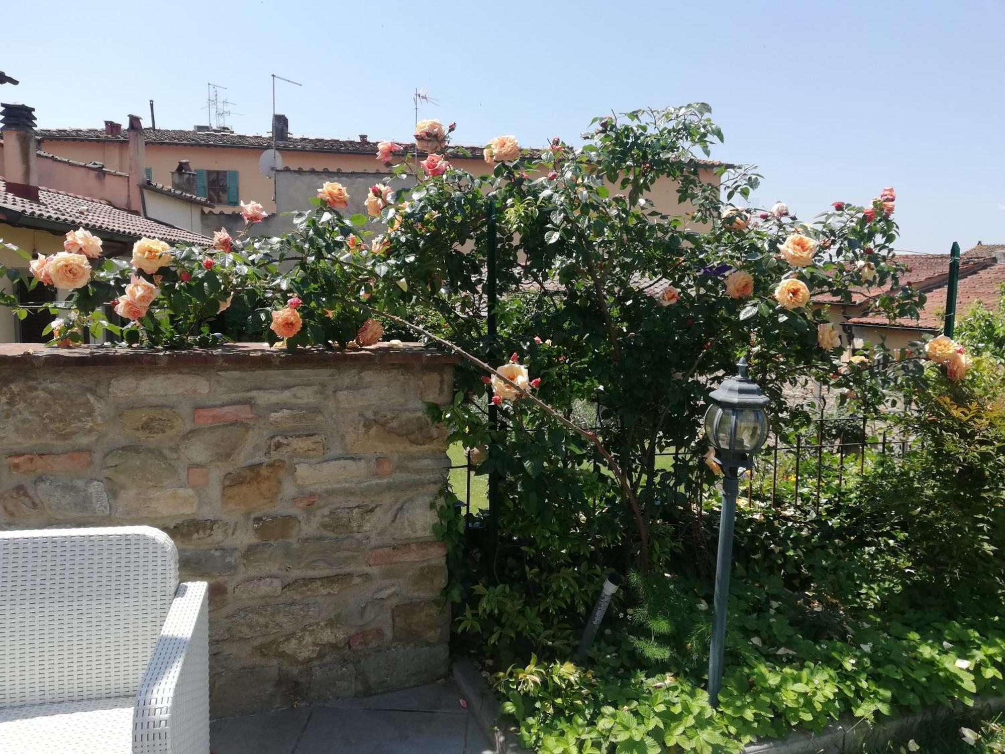 Casa Di Pietro Aretino, Arezzo Centro Storico 4-8 Letti Apartment Exterior photo